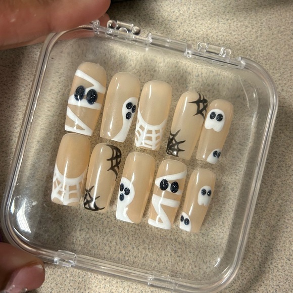 Halloween Cutecore Ghost Press-on Nails - Picture 1 of 2